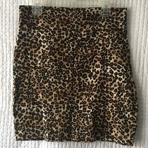 Leopard print skirt